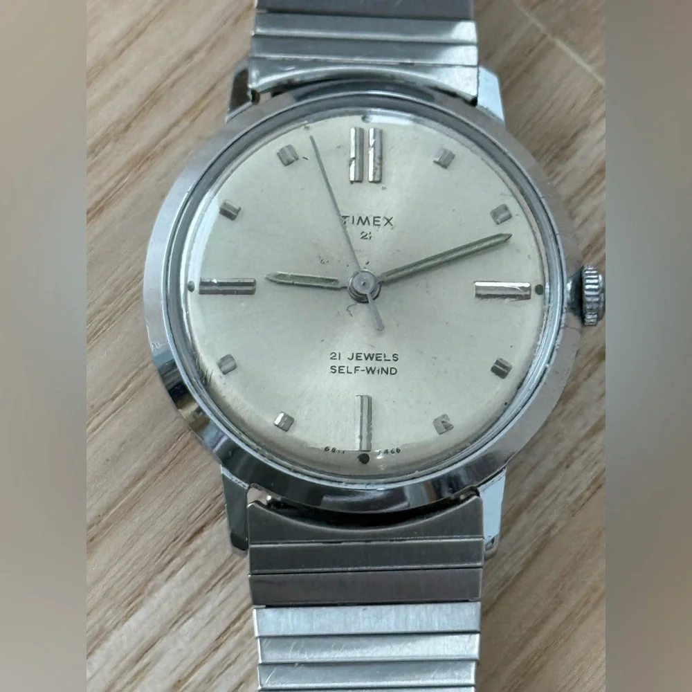 Timex 1968 Prestige 21 Jewels Self-Winding Vintage Watch Stainless Bracelet